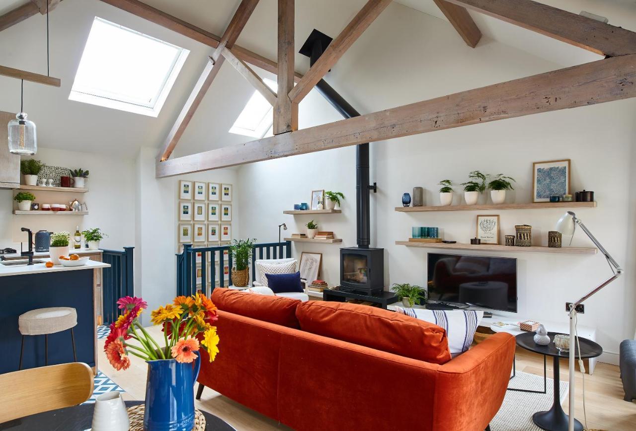 The Loft House - Beautiful House In Best Location บาธ ภายนอก รูปภาพ